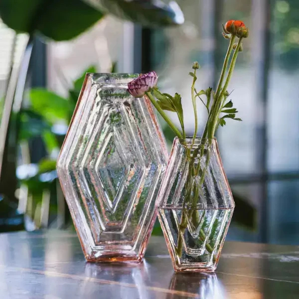 Vase artisanal en verre recyclé Rose