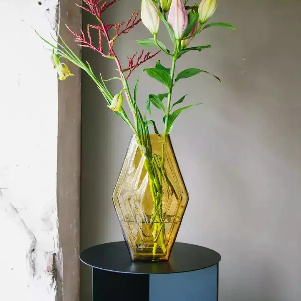 Vase artisanal en verre recyclé Ambre