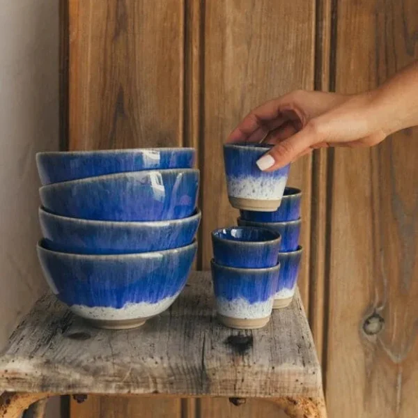 Tasse à expresso en céramique bleue