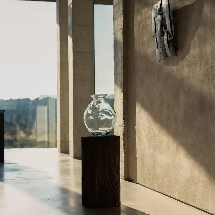 Grand vase organique en verre recyclé