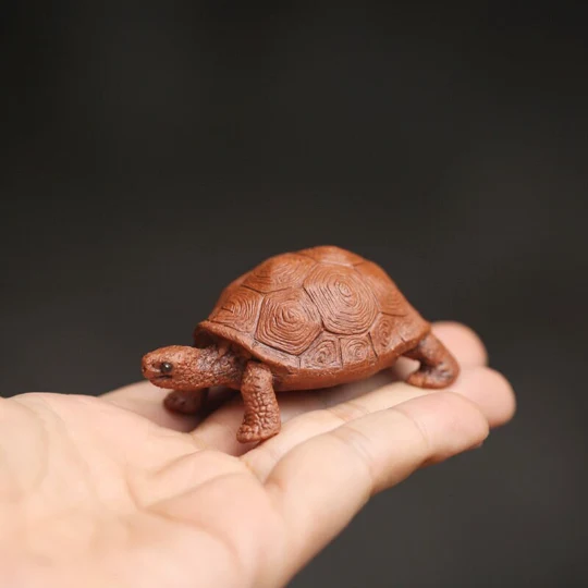 Mascotte de Thé Moine en Argile