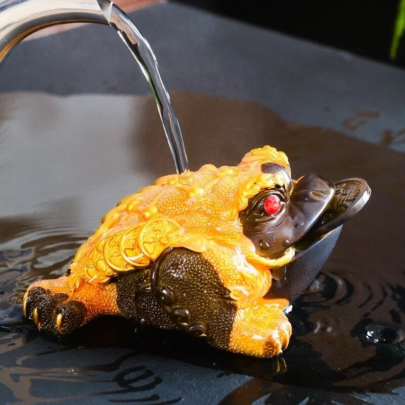 Mascottes de thé Résine de crapaud chanceux changeante