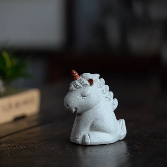 Mascotte de Thé Mouton Paisible en Argile