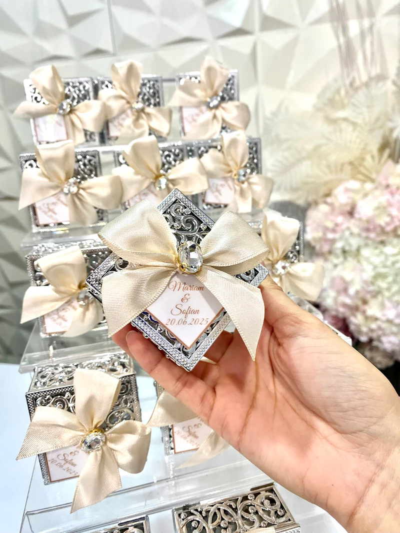 Boîte baroque Silver avec dragées | cadeaux invités | mariage