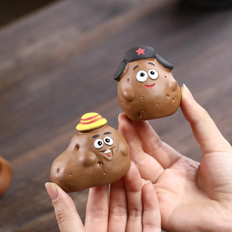 Mascottes de thé patate en argile