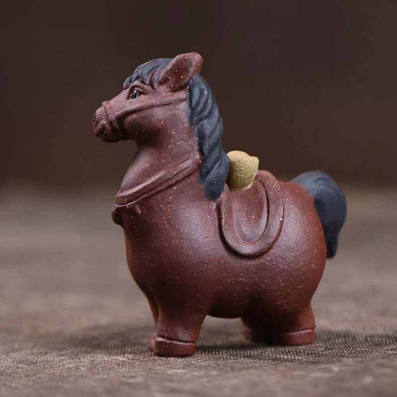 Mascottes de thé cheval sauvage en argile
