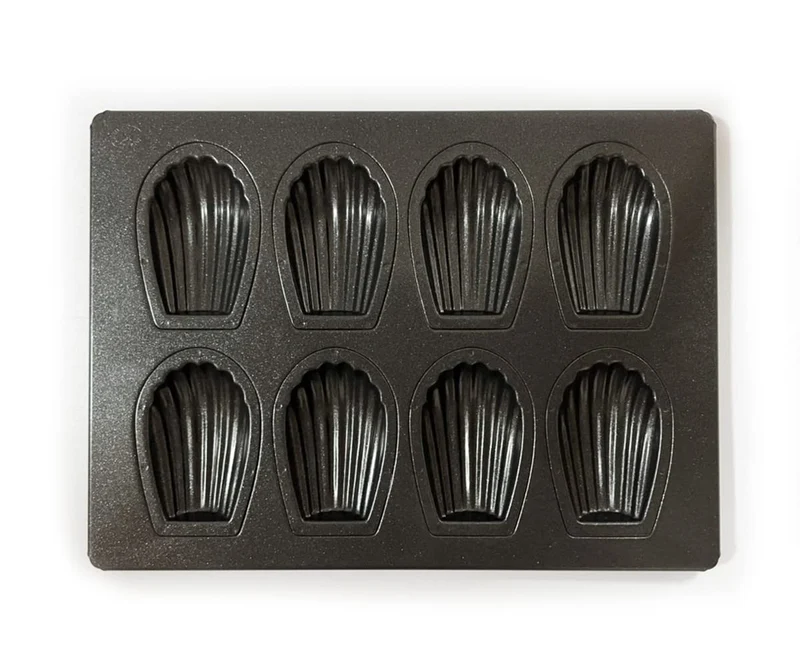Matsunaga Nonstick Premium Madeleine Mold 8-Well Baking Pan