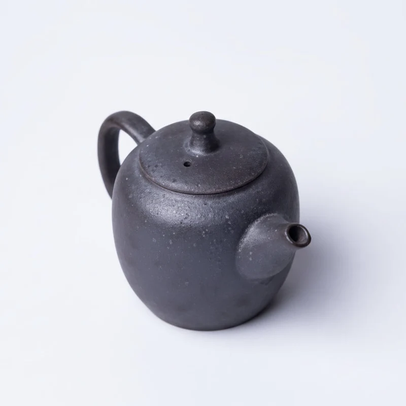 THÉIÈRE CÉRAMIQUE NOIRE 300 ML