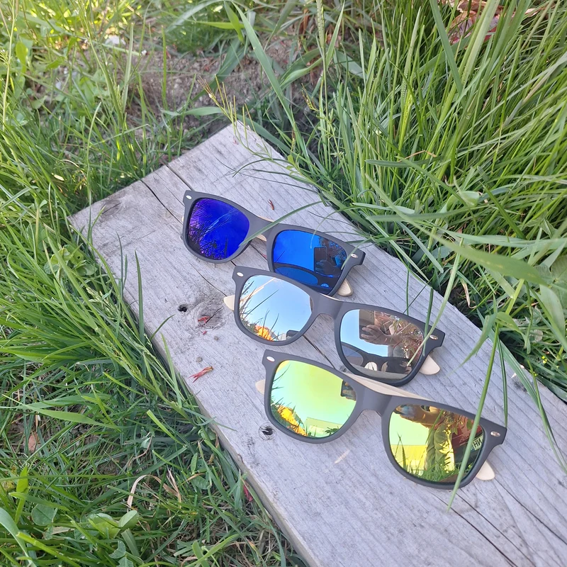 Lunettes de soleil en bambou personnalisable