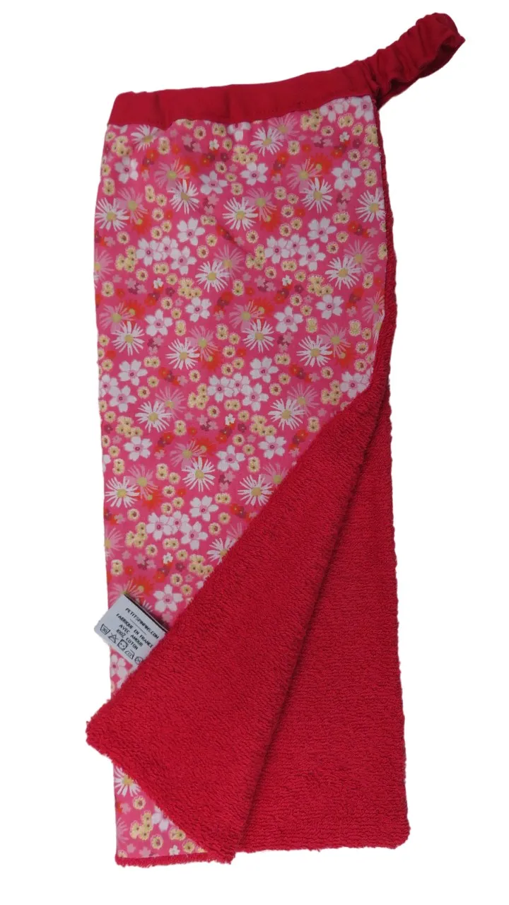 Serviette bavoir élastique de cantine fleurs jaunes et blanches sur fond rose, Petits pinpins