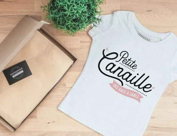 T-shirt Fille – Petite canaille des bacs à sable, Manahia