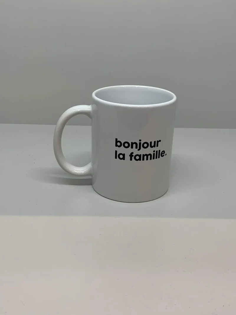 Félicie Aussi Mug Message - Bonjour la famille