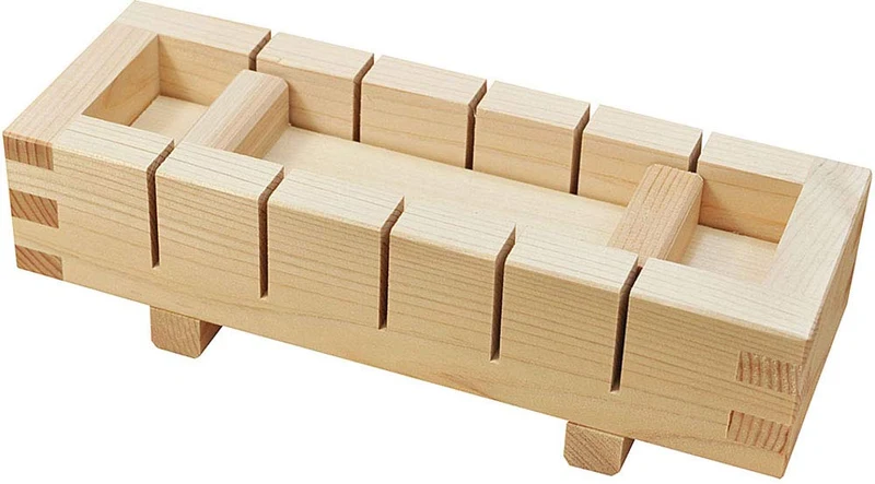 Yamaco Hinoki Sushi Press 6-Piece Small