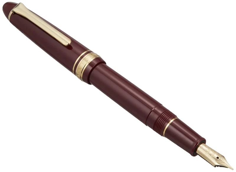 Sailor Fountain Pen with Gold Trim Red Medium Point 11-0570-430